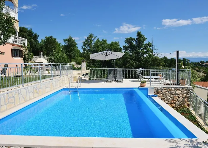 Jovich Apartments 3
